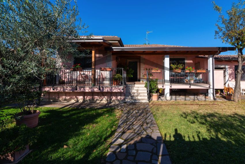Fronte casa