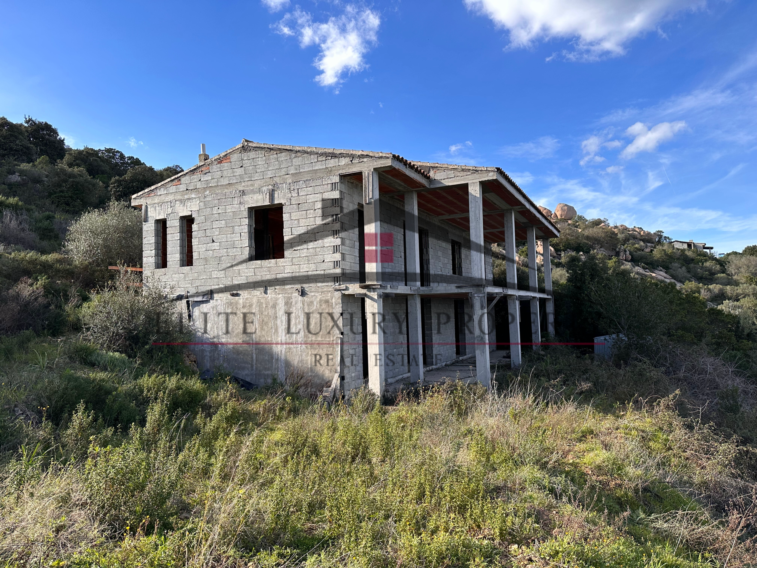 Villa in vendita da ultimare Cannigione – Sardegna